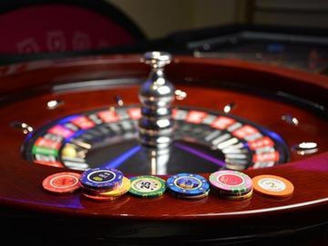 sg77 Casino game selection screen showing slots and table games for Filipino players